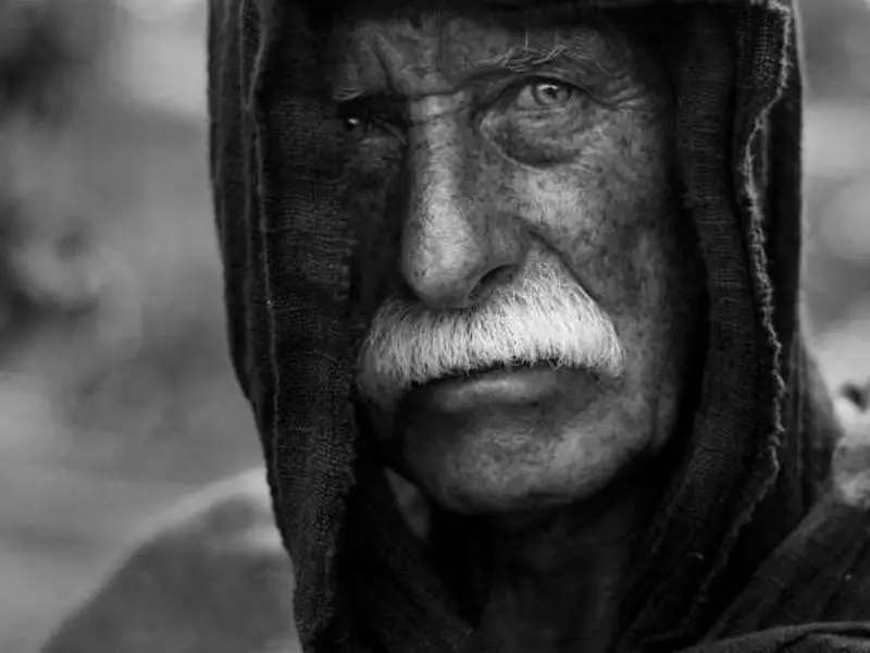 Η παιδεία ενός ανθρώπου φαίνεται στη συμπεριφορά