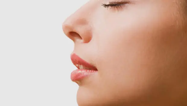 https://enallaktikidrasi.com/2016/10/apoleia-osfrisis-aitia-prepei-gnorizoun-pasxoun-anosmia/