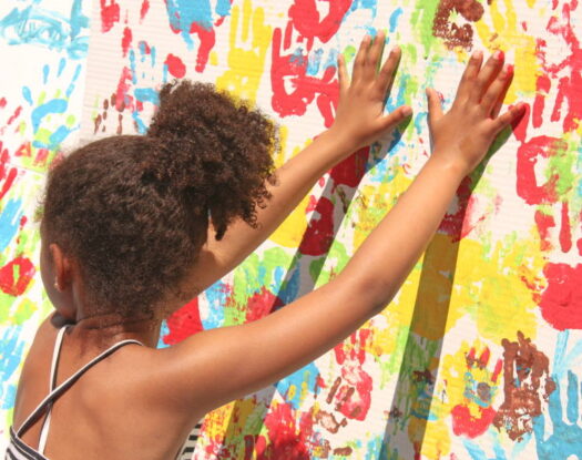 21 τρόποι με τους οποίους η τέχνη λειτουργεί θεραπευτικά και συντονίζει τη σκέψη μας