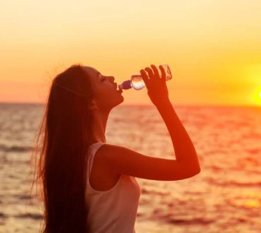 Αφυδάτωση: 5 ενδείξεις ότι ο οργανισμός σας χρειάζεται νερό