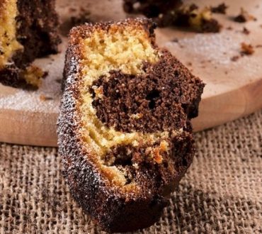 Συνταγή: Φτιάξτε ένα νοστιμότατο νηστίσιμο κέικ με κακάο