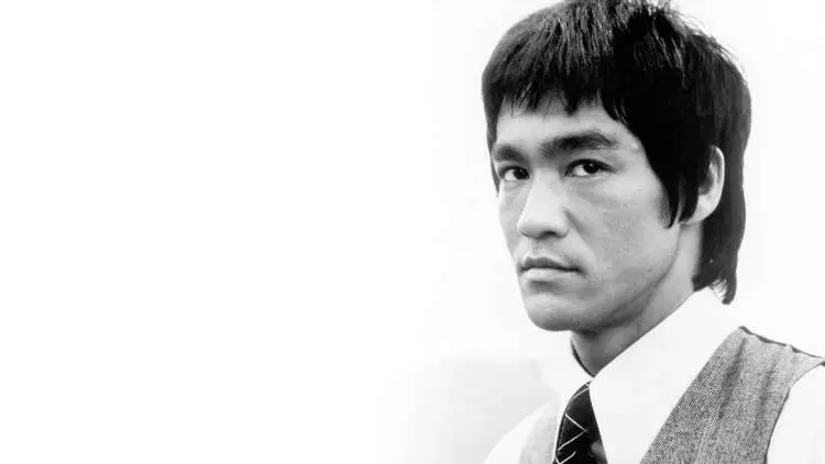 30 φράσεις του Bruce Lee για την ευτυχία, την αγάπη, την αλήθεια, την αποτυχία και το θάνατο