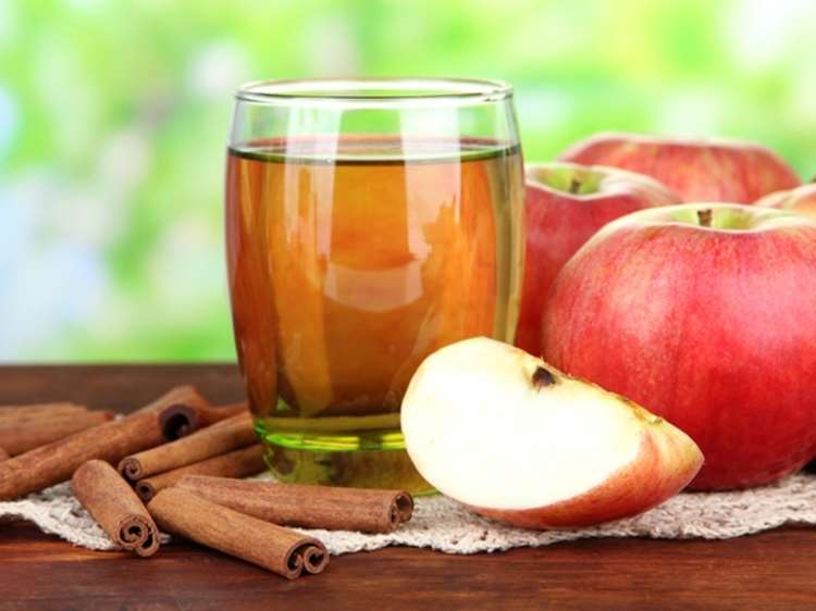 Χυμός μήλου και δυσκοιλιότητα: Πόσο αποτελεσματικός είναι;