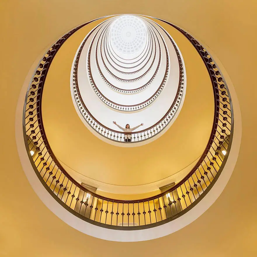 https://enallaktikidrasi.com/2017/10/mageutikes-fotografies-kosmo-paizoun-geometria-dimiourgiko-tropo/