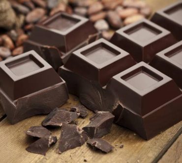 Πώς η μαύρη σοκολάτα μπορεί να ενισχύσει την υγεία του εγκεφάλου και το ανοσοποιητικό σύστημα