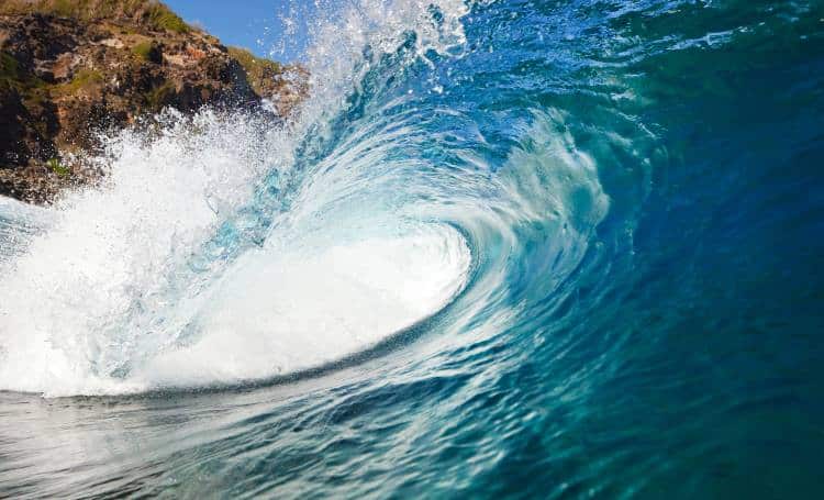 Τα μεγάλα κύματα: Μια διδακτική ιστορία για το φόβο και την αποτυχία