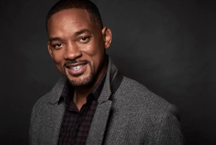 Ο Will Smith έχει αποκτήσει όλα όσα ήθελε στη ζωή του, αλλά η βοήθεια προς τους άλλους είναι η μόνη αληθινή ευτυχία γι’ αυτόν
