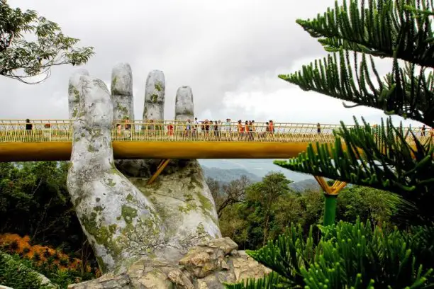 https://enallaktikidrasi.com/2018/08/gefira-vietnam-vgalmeni-paramithi-stirizomeni-dio-gigantia-xeria/