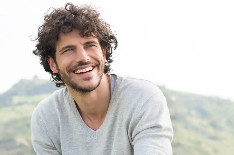 Χωρίς σχέση: Η ψυχολογία πίσω από την single ζωή