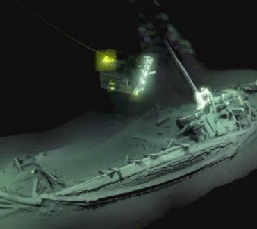 Αρχαιοελληνικό πλοίο 2.400 χρόνων βρέθηκε άθικτο στη Μαύρη Θάλασσα