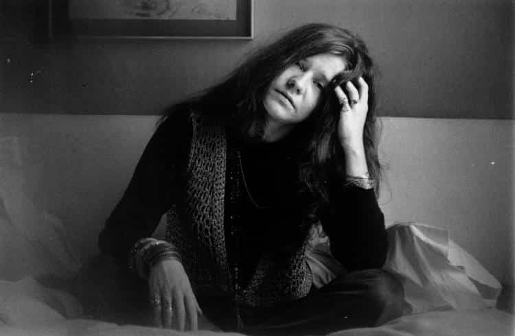 «Μην συμβιβάζεστε. Ο εαυτός σας είναι το μόνο που έχετε»: Η ζωή της εμβληματικής Janis Joplin