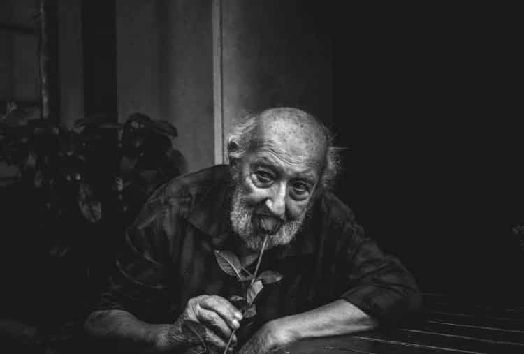 Ο θρυλικός φωτογράφος της Κωνσταντινούπολης, ο Αρά Γκιουλέρ, έφυγε από τη ζωή