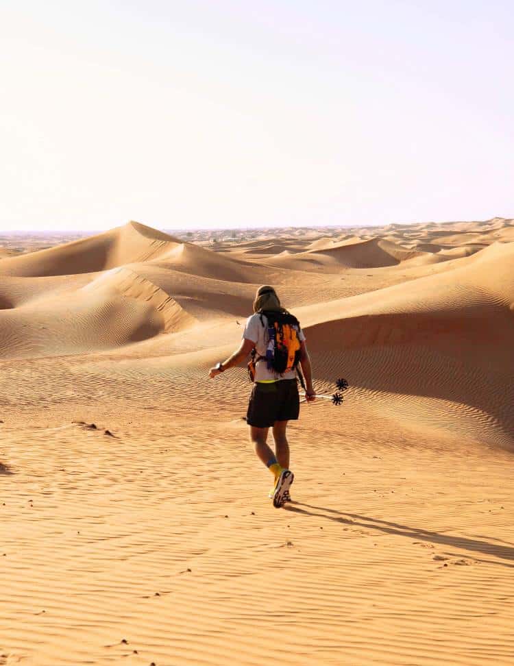 Ο Μάριος Γιαννάκου μας κάνει περήφανους ακόμη μια φορά τερματίζοντας σε αγώνα 270 χιλιομέτρων στην έρημο!