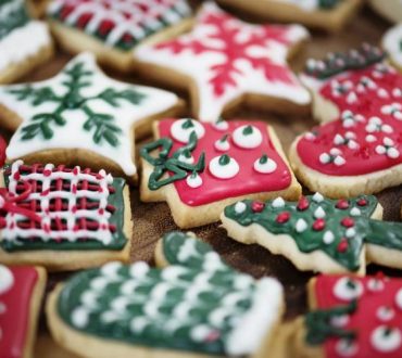 10 πρωτότυπες ιδέες για να διακοσμήσουμε χριστουγεννιάτικα μπισκότα