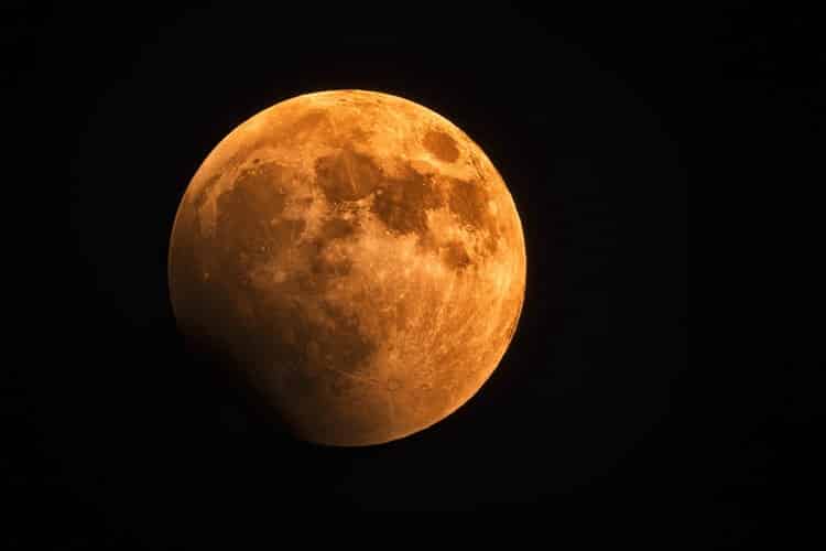 Γεωτρήσεις στο φεγγάρι σχεδιάζει ο Ευρωπαϊκός Οργανισμός Διαστήματος