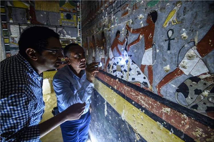 Αίγυπτος: Αρχαιολόγοι ανακάλυψαν έναν εντυπωσιακά καλοδιατηρημένο τάφο 4.000 ετών (φωτογραφίες)