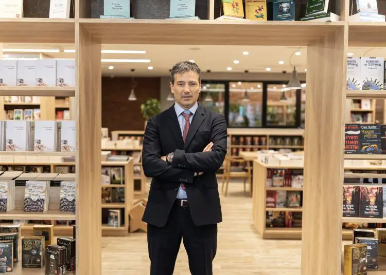 Εγκαίνια του νέου χώρου των εκδόσεων Διόπτρα | Books & Life