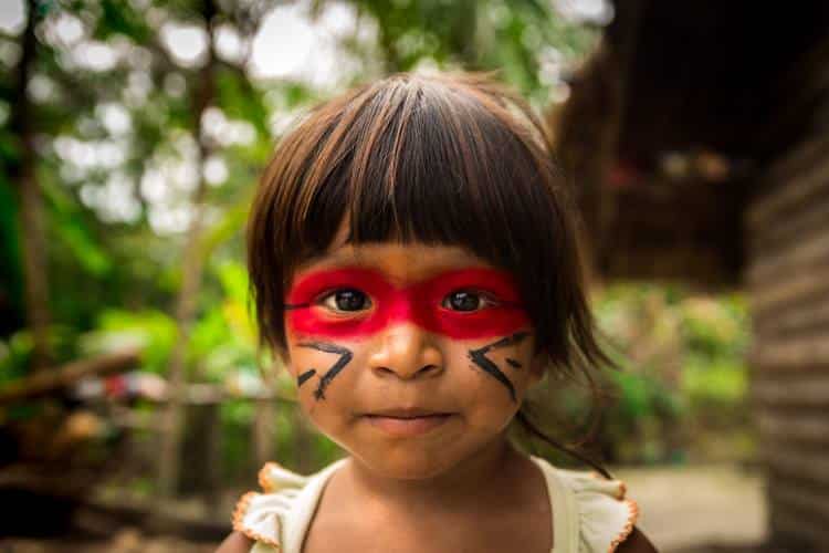 Φυλή του Αμαζονίου έσωσε μισό εκατομμύριο στρέμματα τροπικού δάσους από την κυβέρνηση του Εκουαδόρ