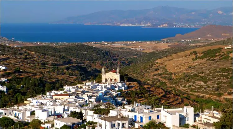 10 από τα πιο όμορφα χωριά των Ελληνικών νησιών (Φωτογραφίες)