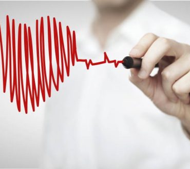 ΗΠΑ: Έλληνας γιατρός πραγματοποίησε πρωτοποριακή διπλή καρδιοχειρουργική επέμβαση