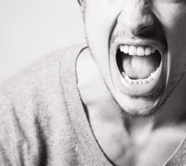 Θυμός: Οι συνέπειές του και τι μπορούμε να κάνουμε για τον έλεγχό του