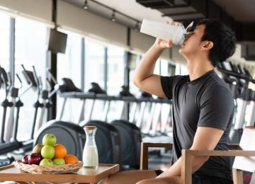 Η κατανάλωση πρωινού μετά την άσκηση εξισορροπεί το σάκχαρο στο αίμα, σύμφωνα με έρευνα