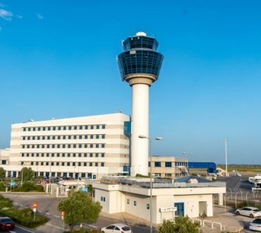 Διεθνές Αεροδρόμιο Αθήνας: Σχέδιο για μηδενικό αποτύπωμα άνθρακα έως το 2025