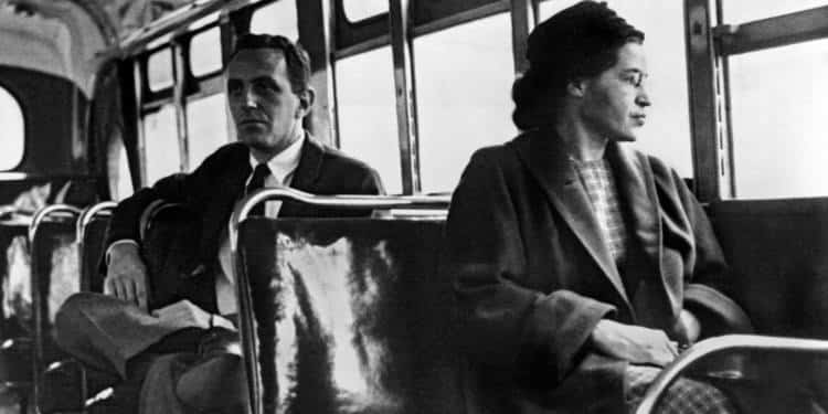Rosa Parks: 64 χρόνια από την κίνηση-ορόσημο κατά του ρατσισμού