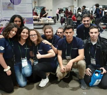 Έλληνες φοιτητές σχεδίασαν τον πρώτο υπολογιστή DNA και κέρδισαν το χρυσό μετάλλιο σε διεθνή διαγωνισμό