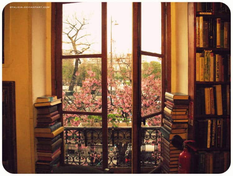 Shakespeare & Company: Τo θρυλικό παριζιάνικο βιβλιοπωλείο όπου οι επισκέπτες μπορούν να κοιμηθούν (Φωτογραφίες)
