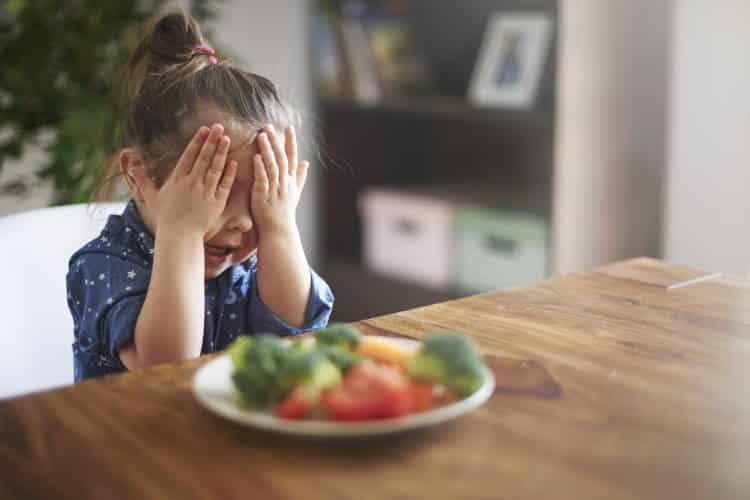 Τι μπορούμε να κάνουμε αν το παιδί αρνείται να φάει