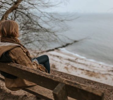 Εμμηνοπαυσιακή κατάθλιψη: Nέα έρευνα τονίζει τις επιπτώσεις της στη ζωή των γυναικών