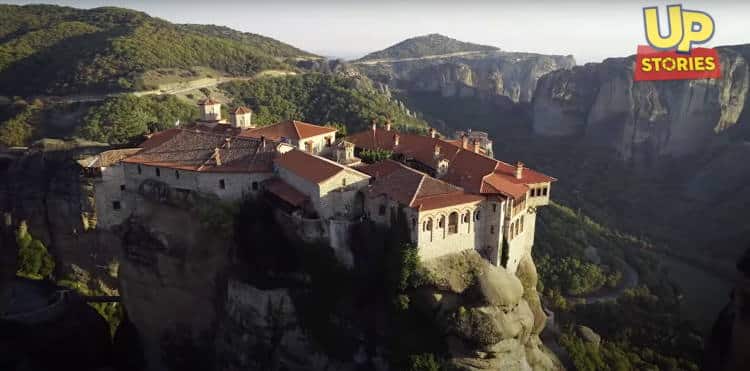 Πάσχα: Τα πιο όμορφα και επιβλητικά προσκυνήματα της Ορθοδοξίας από ψηλά (βίντεο)