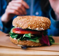 4 υποκατάστατα του κρέατος για ένα απολαυστικό χορτοφαγικό burger