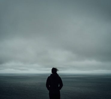 5 συχνοί μύθοι για τη μοναξιά που καταρρίπτονται
