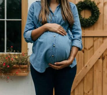 Εγκυμοσύνη: Πώς θα καταλάβουμε αν ένας δικός μας άνθρωπος παλεύει με την κατάθλιψη ή το άγχος
