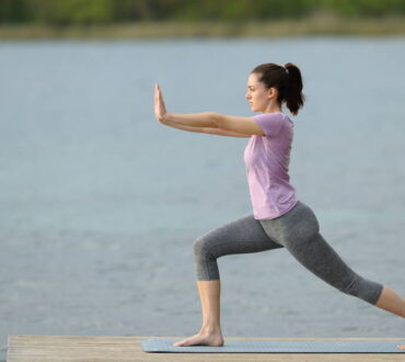 Qigong: 4 εύκολες ασκήσεις για να καλλιεργήσετε τη θεραπευτική δύναμη στο σώμα σας