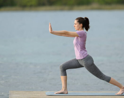 Qigong: 4 εύκολες ασκήσεις για να καλλιεργήσετε τη θεραπευτική δύναμη στο σώμα σας