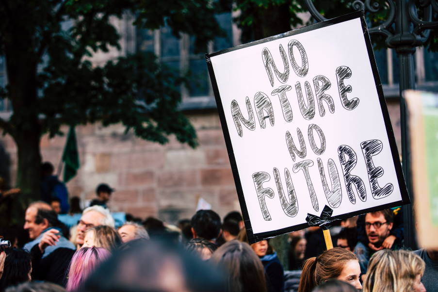 Η Ιταλία κάνει το μάθημα της κλιματικής αλλαγής υποχρεωτικό σε όλα τα σχολεία