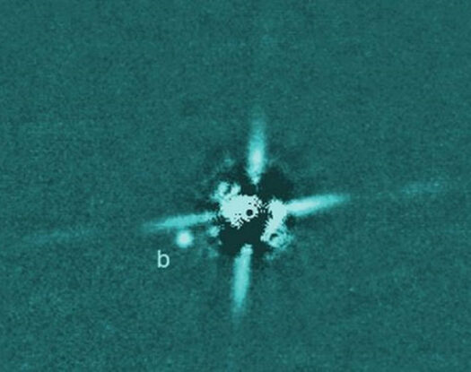 Επιστήμονες ανακάλυψαν τον νεαρότερο εξωπλανήτη που είναι μόλις 400 έτη φωτός μακριά από τη Γη