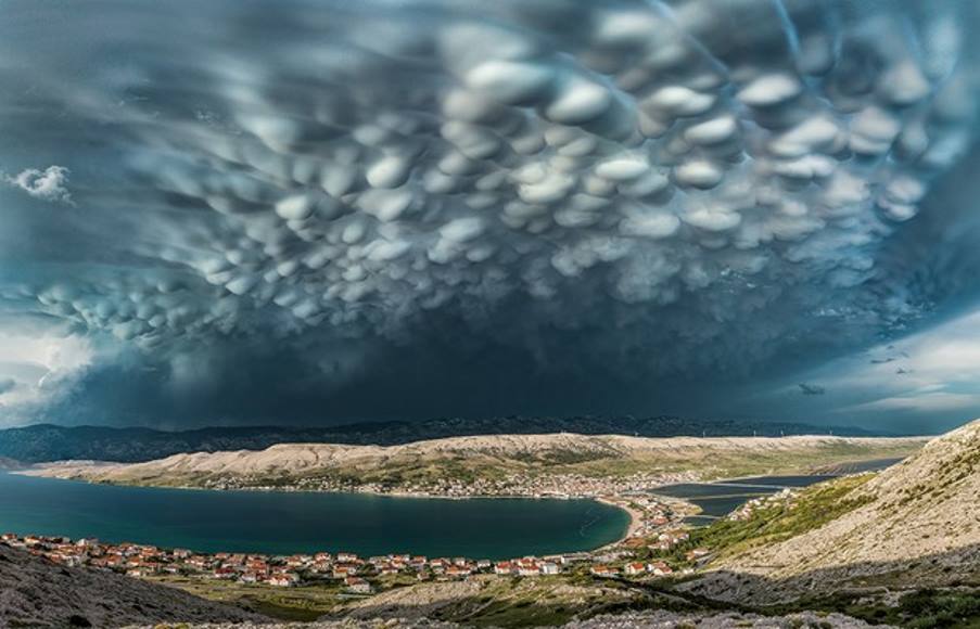 Weather Photographer of the Year 2021: Διεθνές βραβείο για την «Πρωινή Ομίχλη» στην Ιταλία