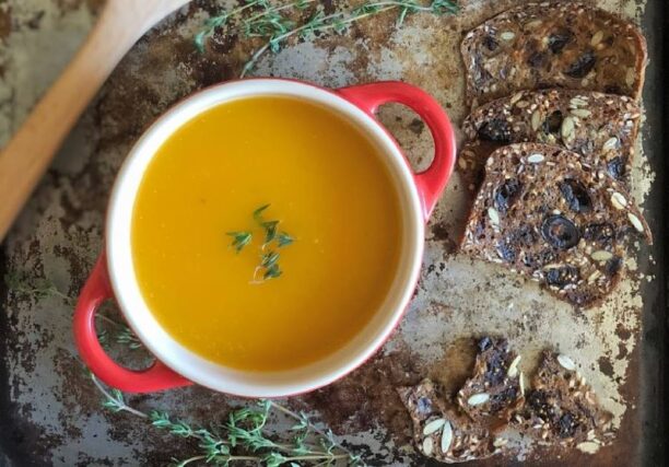 3 συνταγές για να απολαύσουμε νόστιμες σούπες τις κρύες μέρες