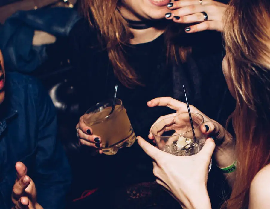 Ουσίες date-rape: Τα ναρκωτικά που χρησιμοποιούν οι βιαστές για να ακινητοποιήσουν το θύμα