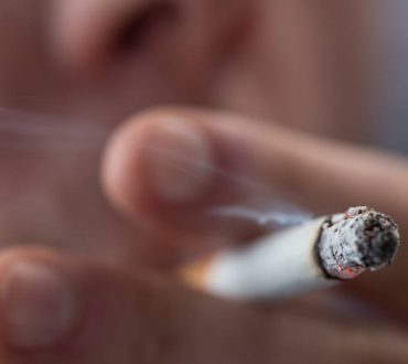 Έρευνα: Οι καπνιστές άνω των 60 ετών έχουν τις χειρότερες επιδόσεις στα γνωστικά τεστ