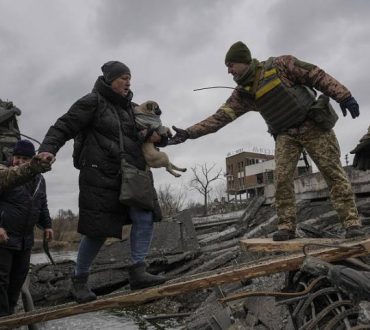 Ουκρανία: Οργανισμός φιλοξενεί κατοικίδια που εγκαταλείφθηκαν στο χάος του πολέμου