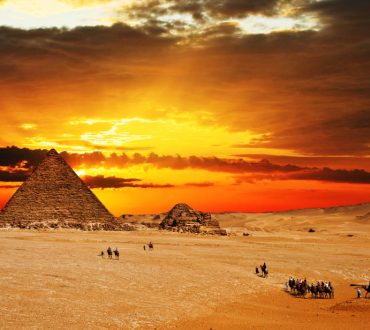 Έρευνα ίσως έλυσε το μυστήριο της ευθυγράμμισης των πυραμίδων!