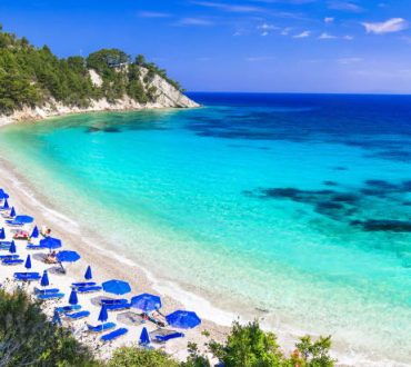 "Γαλάζια Σημαία": 2η στον κόσμο η Ελλάδα με 581 παραλίες, 15 μαρίνες και 6 τουριστικά σκάφη να κερδίζουν το βραβείο ποιότητας!