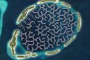 Οι Μαλίβες κατασκευάζουν μια πολύχρωμη πλωτή πόλη για να αντιμετωπίσουν τις επιπτώσεις της κλιματικής αλλαγής