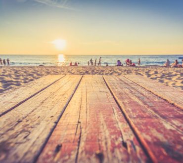 Μαρίκες - Ραφήνα: Την πρώτη smoke-free παραλία της αποκτά η Αττική!