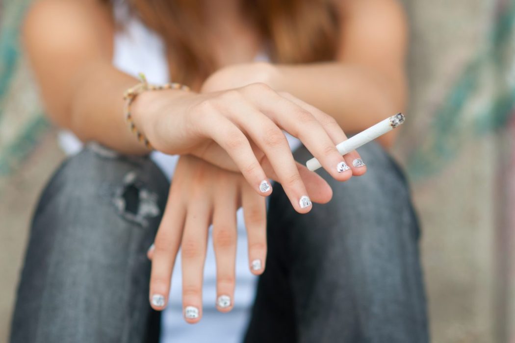 7 στους 10 Έλληνες θεωρούν "ξεπερασμένη συνήθεια" το τσιγάρο